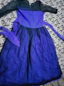 Size:medium colour:dark blue and black